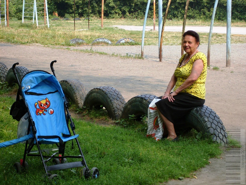 Бабушка Валя
